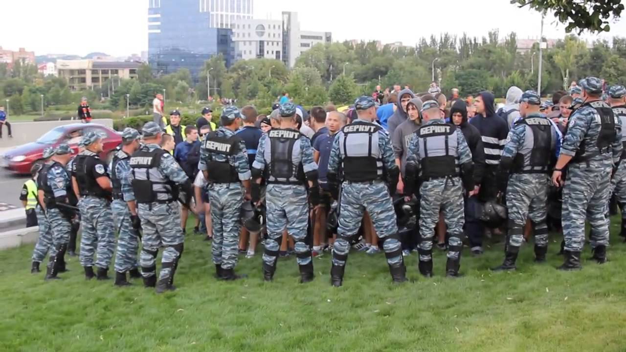 УЛЬТРАС ДИНАМО КИЇВ ПРОТИ БЕРКУТУ | ДОНЕЦЬК 2013