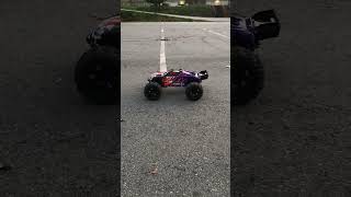 Self-righting Rc car Traxxas Erevo 2.0 👌🔥👌! This big boy is violent‼️! An absolute demon 😈🤣!
