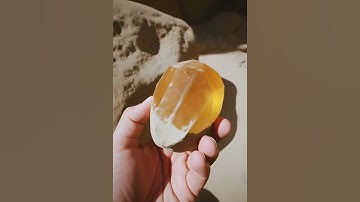 I Found a Golden Topaz Hidden in the Canyon — Raw Gem Discovery