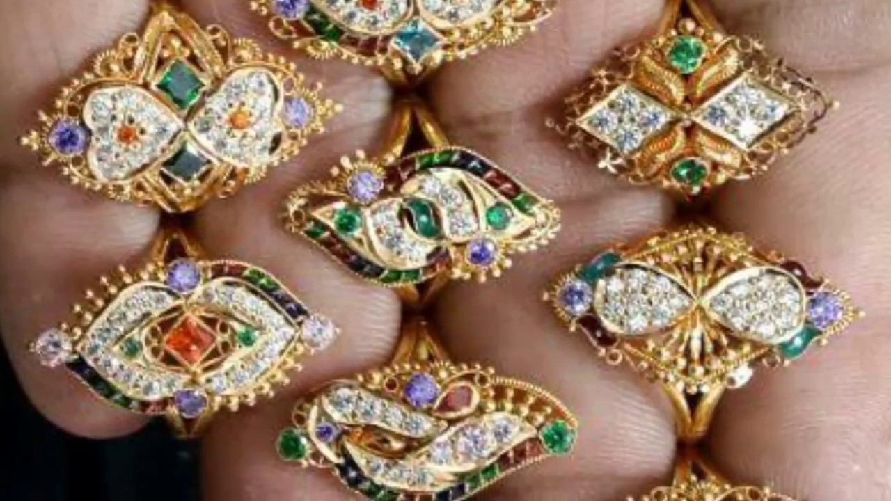 GOLD LADIES RINGS LATEST DESIGN ROYAL RAJPUTI WITH STONE UNIQUE - YouTube