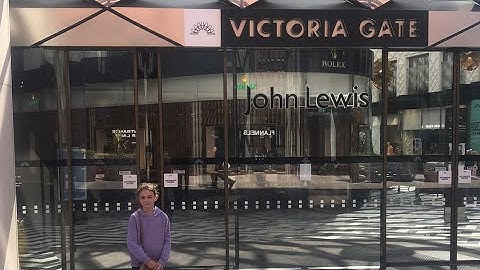 Visiting The Raspberry Pi Store!