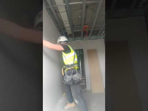 Corners with Dewalt DCF 6201
