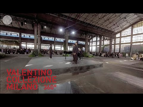 Valentino Collezione Milano | #Labrinth 360° Performance