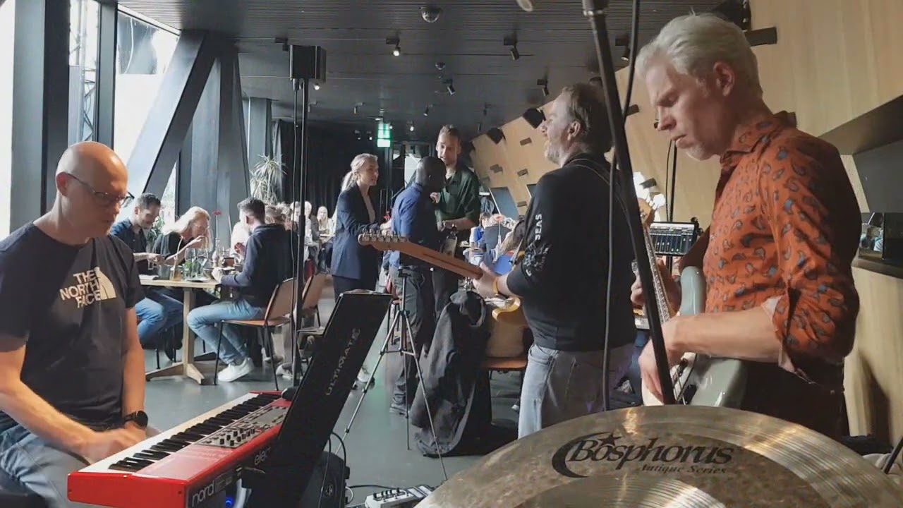 Uncool and the Gang Improvised live free funk grooves - at ´het Forum´ in Groningen