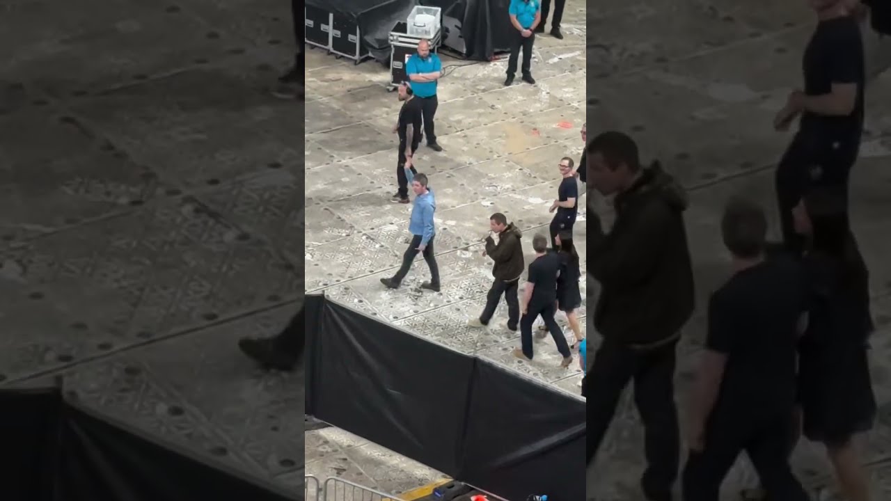 Liam And Noel Gallagher Walk Together Oasis Oasis2025 Oasismania Reunion Cardiff
