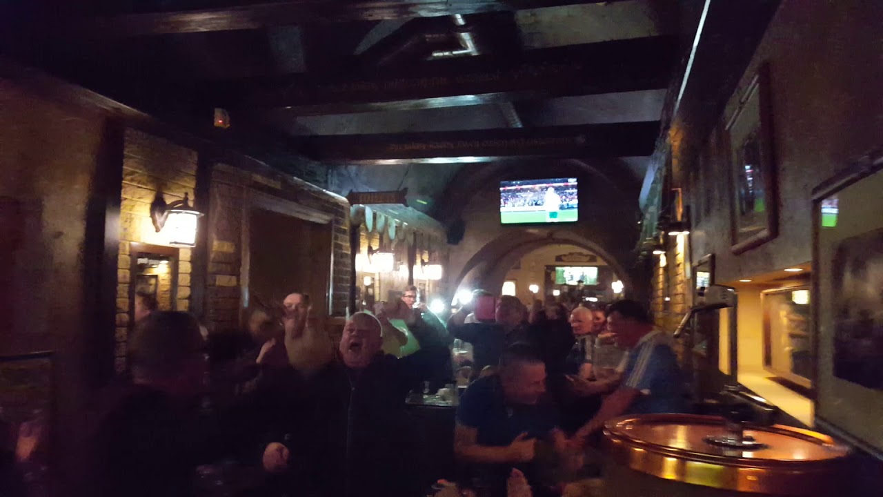 Irish Pub Pod Papugami, Krakow YouTube