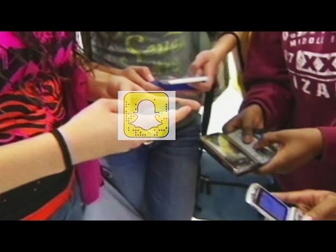 Kids caught sexting face felony child porn charges -- but should they?