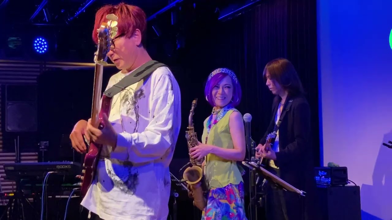 坂田明奈(Sax)･坂本竜太(B)･Penny-K(Key)･小山将平(G)･外薗雄一 (Dr) / Dark Shadows