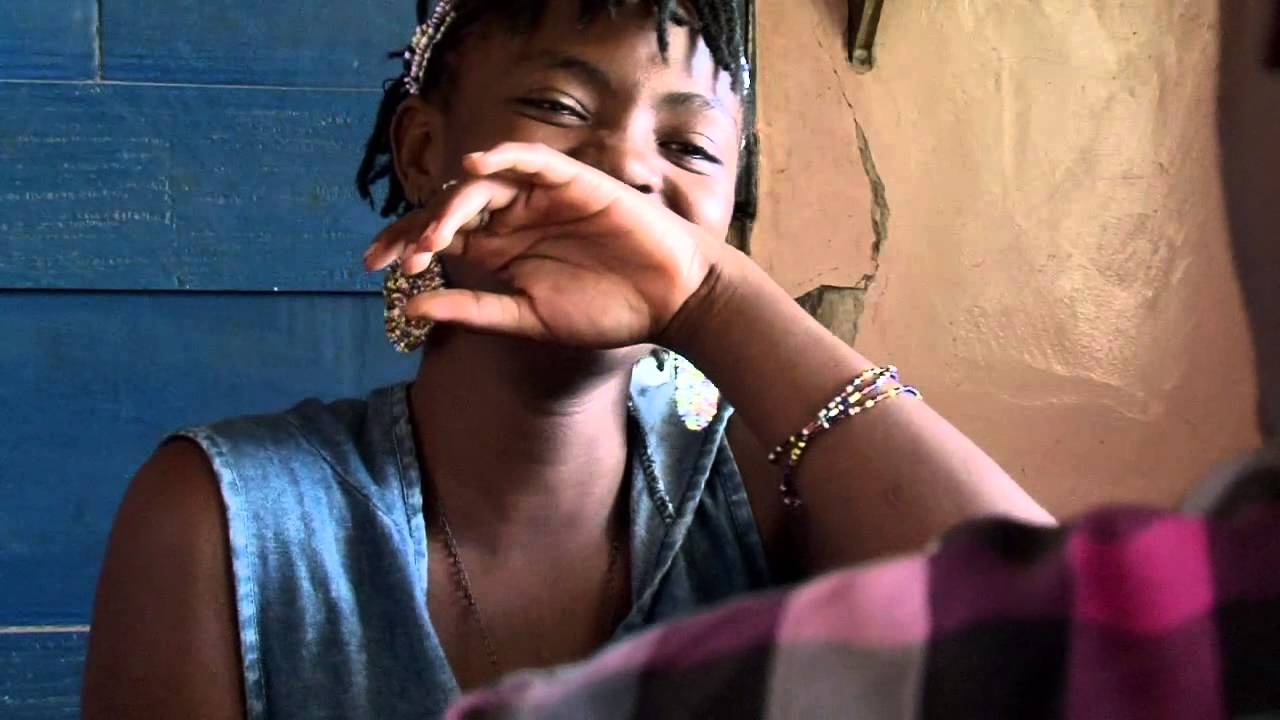 Ajira ya Kulia Msibani - Cheka na Mimi (Komedi)