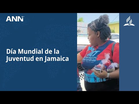 Jóvenes Adventistas sorprenden a taxistas con kits para el cuidado del automóvil