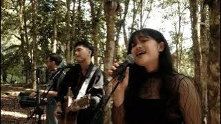 Biar Menjadi Kenangan | Raisa - Ahmad Dhani akustik cover by MONOKROM Ft Annisa Areros