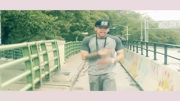 Intro The Intern - It