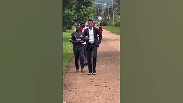 KOCHA WA MPIRA 