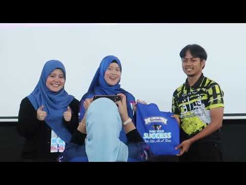 NAJWA LATIF GardeniaRTEUniTour di Universiti Malaya