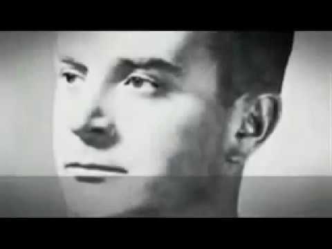 Videó: A CIA John Perkins 