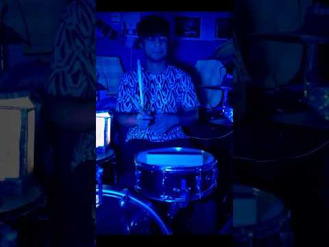 Guarda HUMBLE || KENDRICK LAMAR|| DRUMCOVER || #music #drumcover #kendricklamar #rap #humble #drums #fyp su YouTube Guarda HUMBLE || KENDRICK LAMAR|| DRUMCOVER || #music #drumcover #kendricklamar #rap #humble #drums #fyp su YouTube
