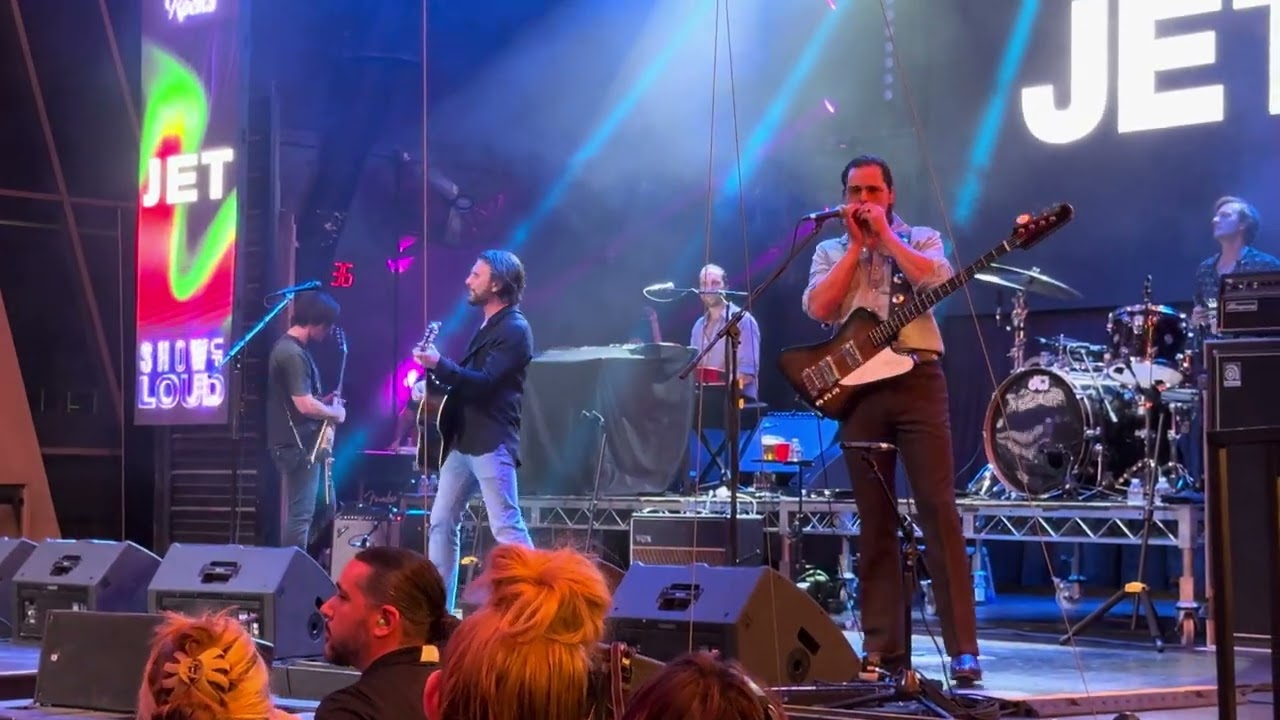 JET -Move on - Fremont St., Las Vegas 5/25/25