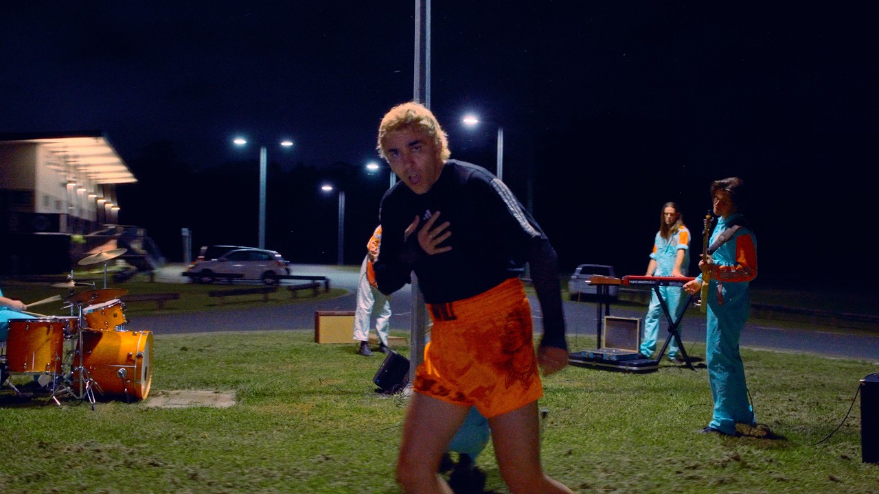 Selve – Desire: Orchestral Alt-Rock Power from a Band Breaking Boundaries 