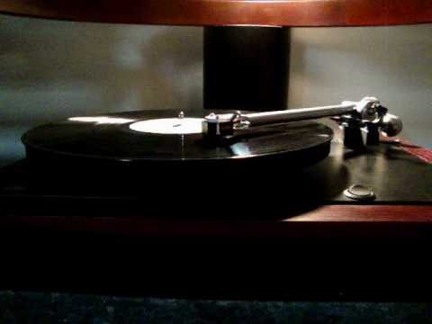 Rega P25 Plays Nutty by Thelonious Monk and John C...