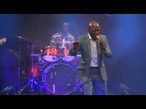 Je Sais Que Tu Es Là - Charles CITENGA