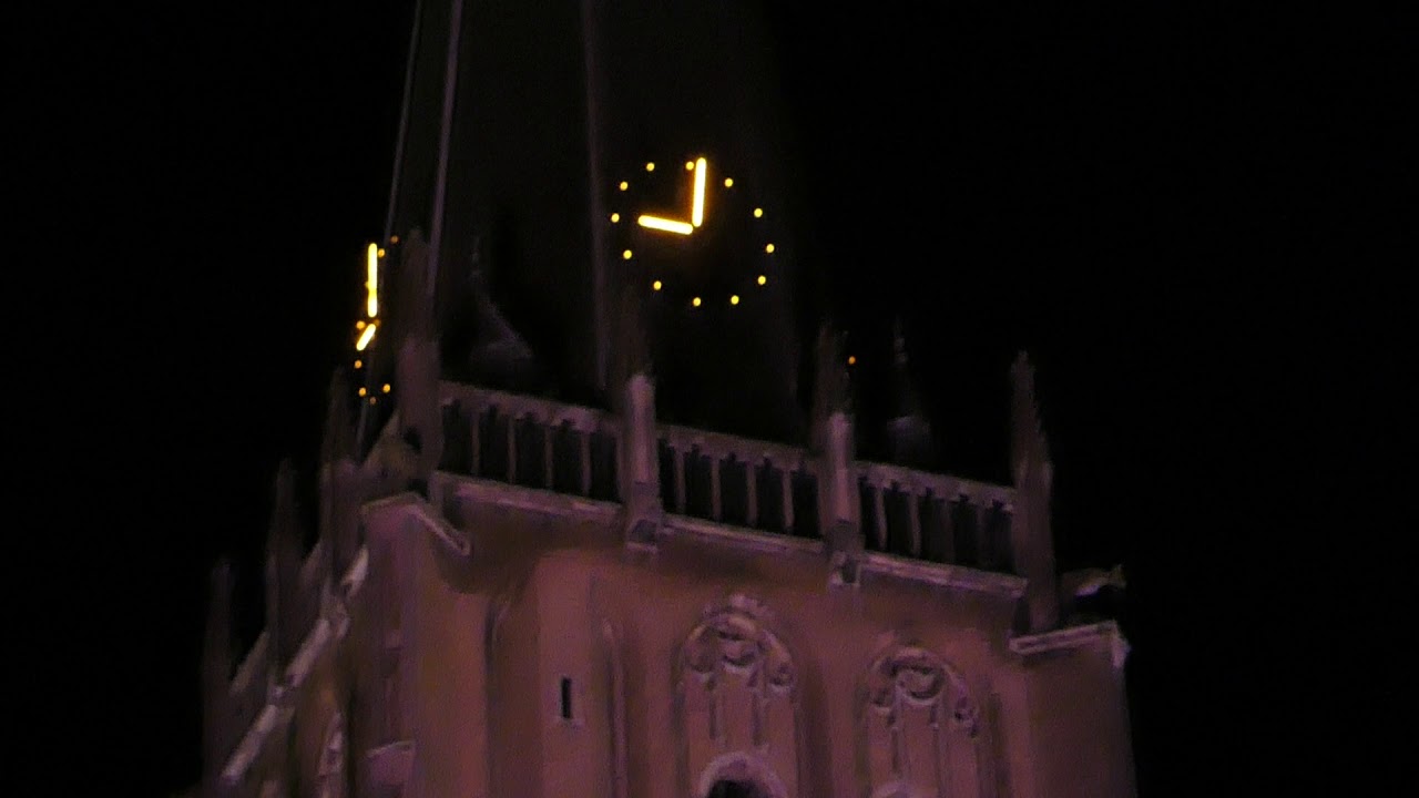 De papklok wordt de avondklok