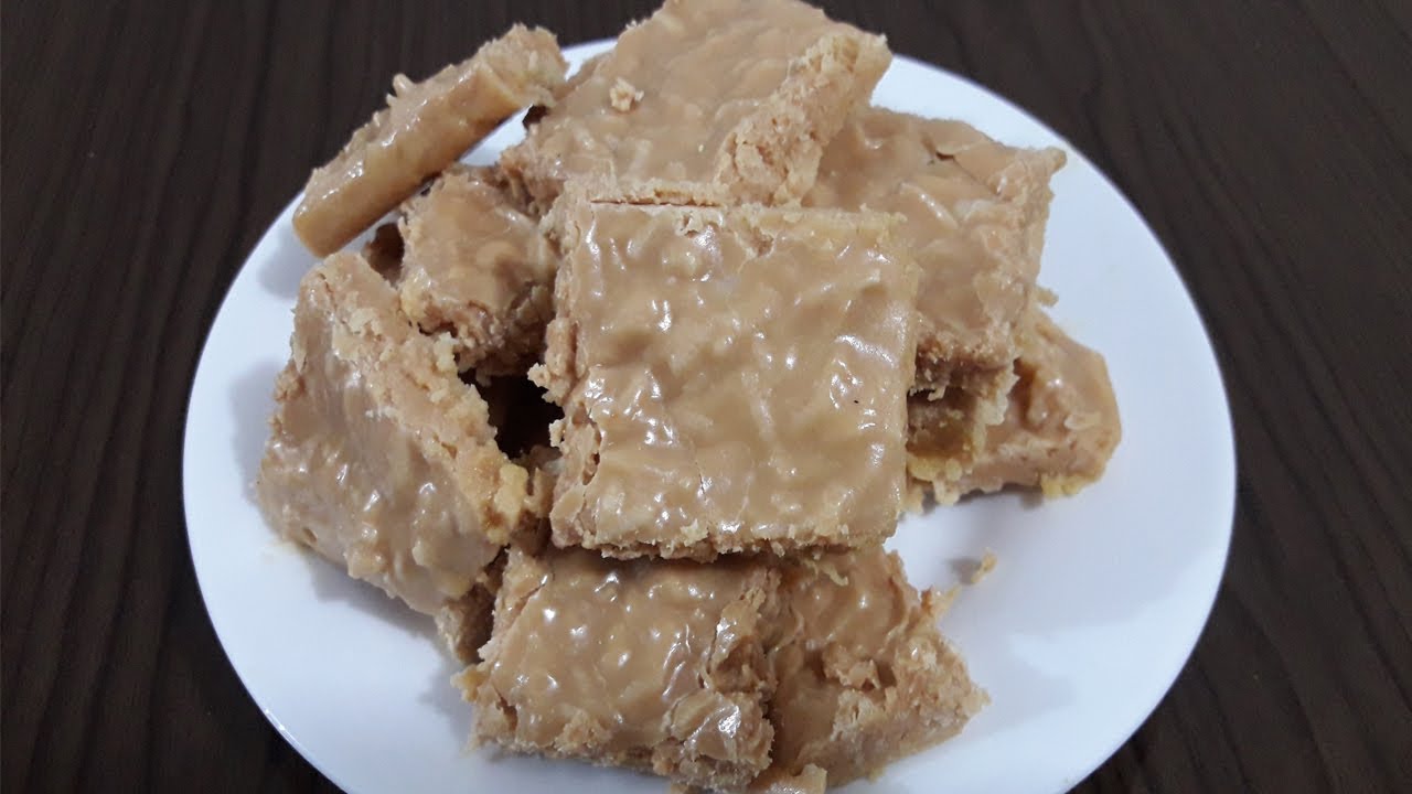 RECEITA FÁCIL DE COCADA COM LEITE CONDENSADO