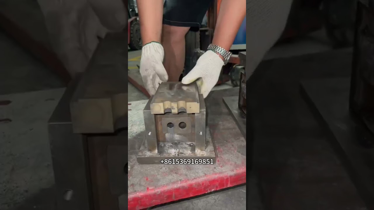 The die mould round steel bar rebar cutting shearing punching machine