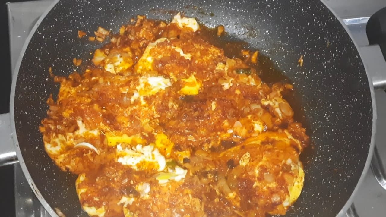 Simple Egg omelette curry, Egg omelette fry YouTube