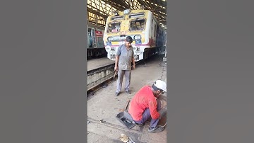 Welder trade railway apprentices workshop training on duty