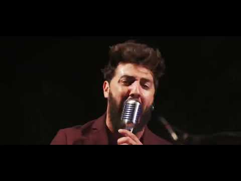 Mr Sabba & The Swing’n’Roll Orchestra performing Johnny B Goode