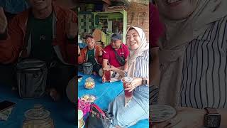 Download Lagu karena es teh bojoni wong terkinthil -kinthil MP3