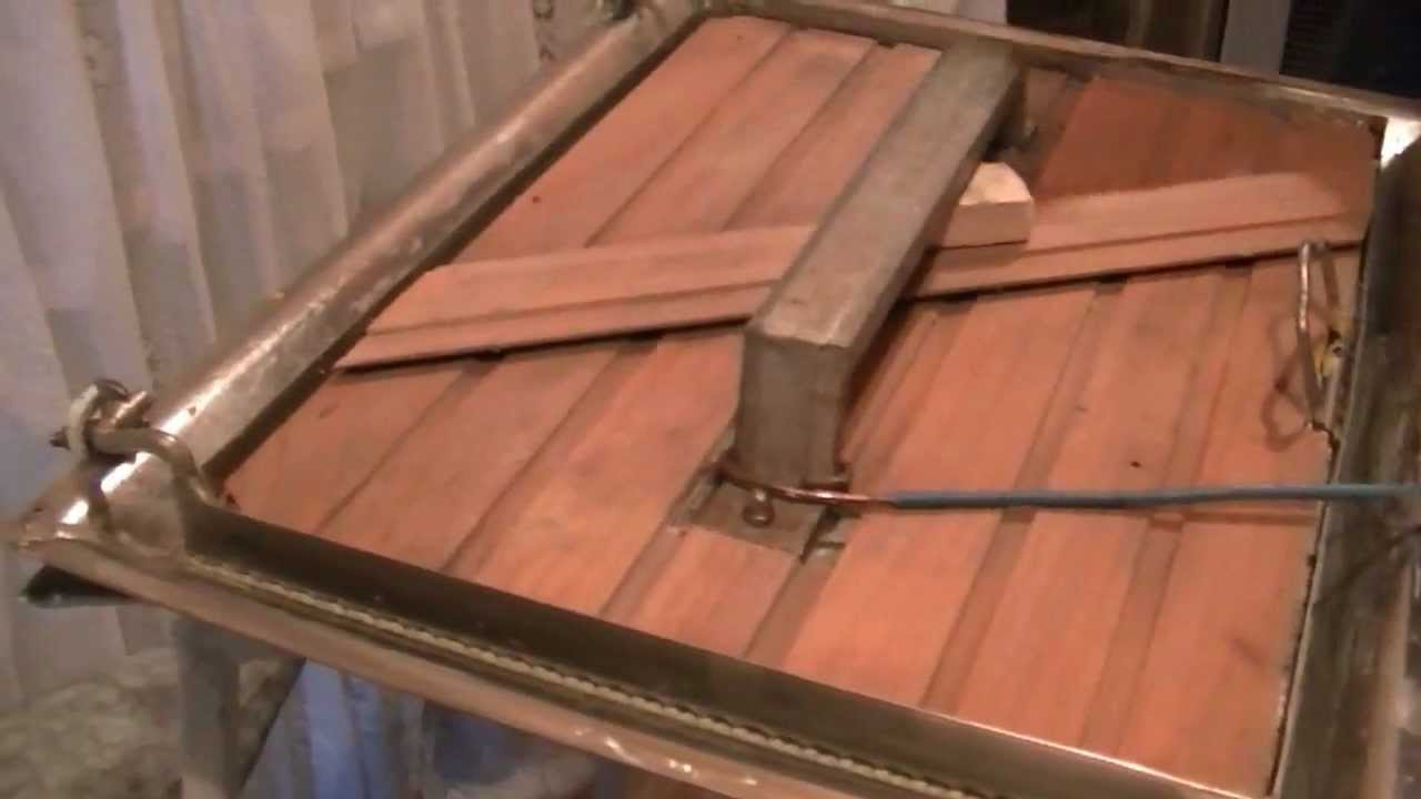 Presa de fagurii artificiali.