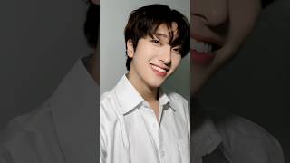 곤란하다 곤란해 😳 #전방향미소년 #오메가엑스 #OMEGA_X #SEBIN #세빈 #shorts