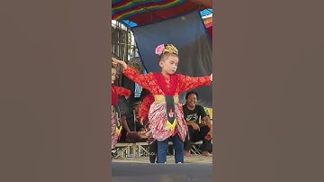 Tari Jaipong Mojang Priangan Cilik