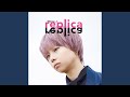 replica