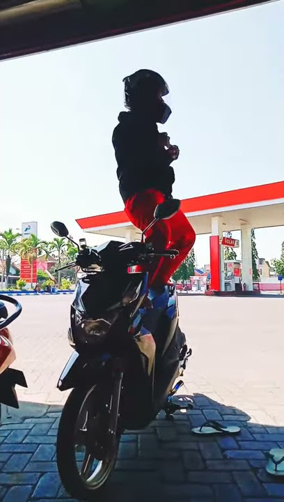 Joget  burung gagak