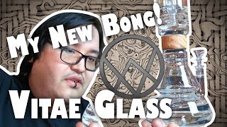 VITAE GLASS // My Newest and Nicest Bong // PART I - Unboxing + First Rips