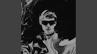 Әскери киімдегі порно әйел