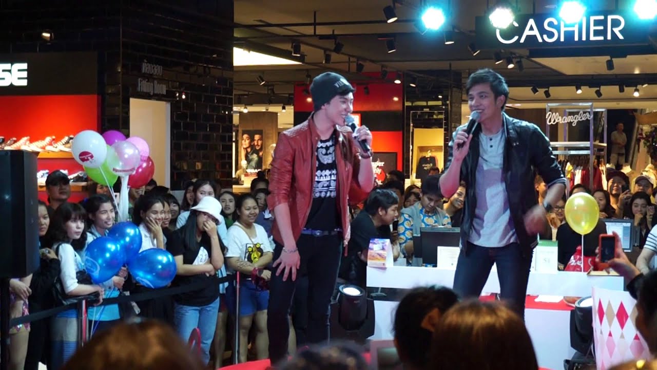 [HD]ตั้ม-อ้น เม้ามอย หลังเพลงจะรักให้รีบจอง งานGrand Opening Central Festival @เชียงใหม่ 15/11/56