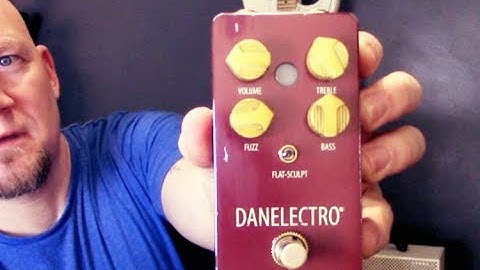 Danelectro Eisenhower Fuzz Pedal Demo