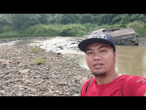 Cantik Sungai Malinsau  berdakatan dengan Kg.Linapasan Tapi Sayang Kereta kecil Tida Dapat Sebrang