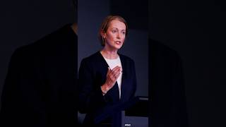 'Deeply sorry': Telstra boss apologises for disruption caused by network outage