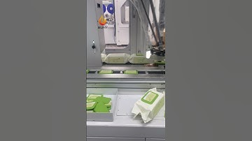 Lid Applicator for wet wipes plastic cover