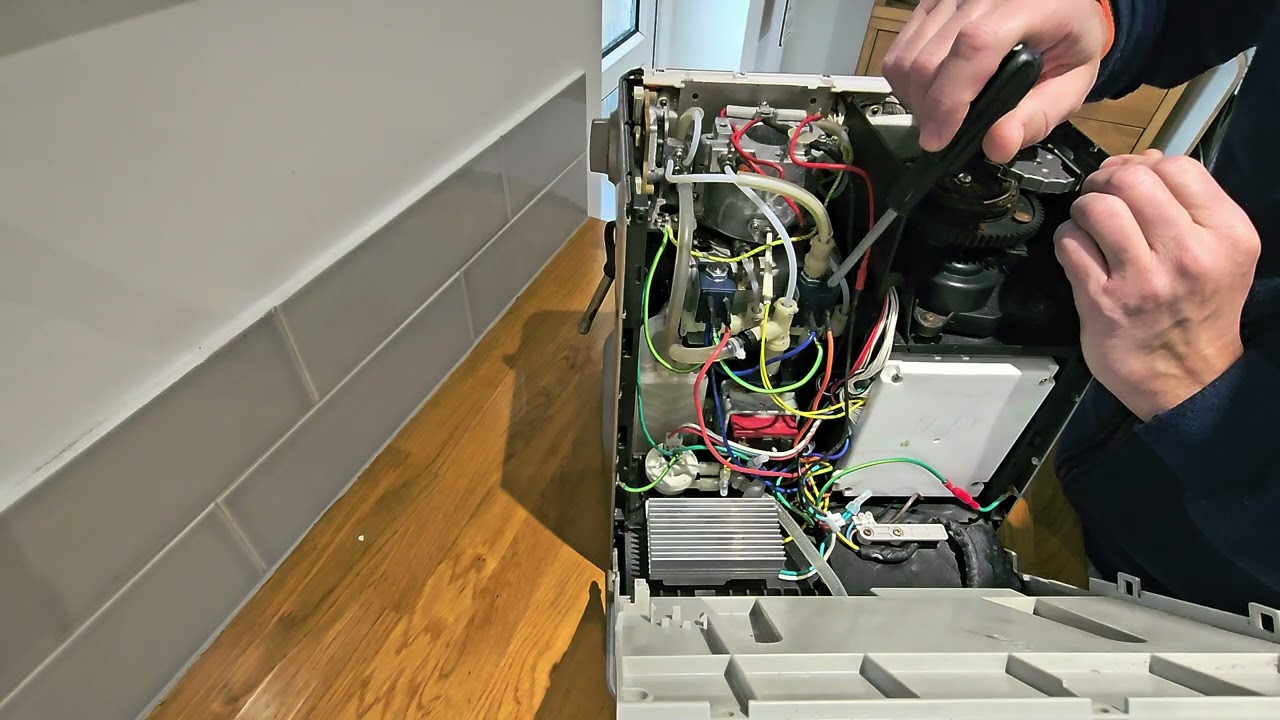 Sage/ Breville water leaks problem