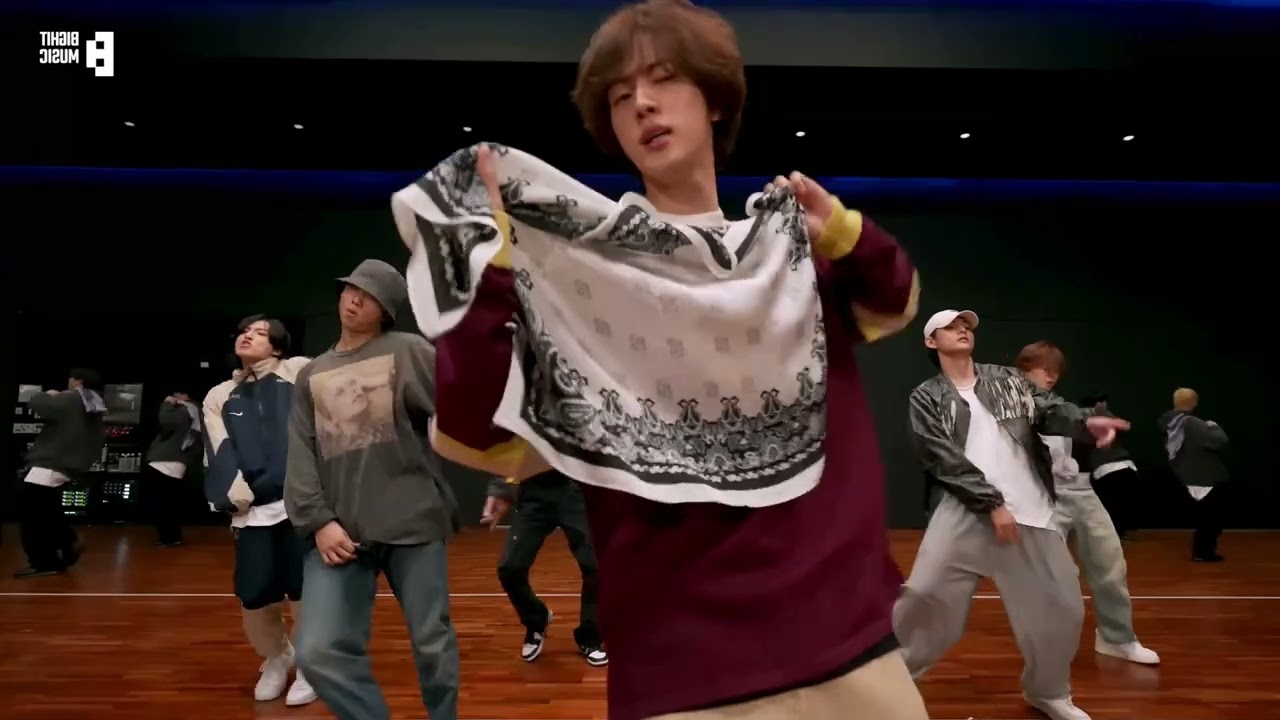 BTS _-_Run BTS dance practice mirrored [4k]