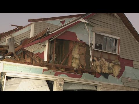 KHOU 11 chief meteorologist surveys damage after EF3 tornado - YouTube
