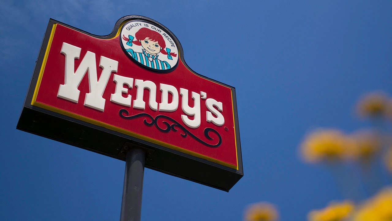 Burger Chain Posts Juicy Earnings Beat, Outlines Plan to Sell Locations Burger Chain Posts Juicy Earnings Beat, Outlines Plan to Sell Locations
