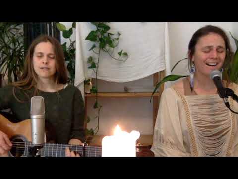 Deep into the heart  (Tarisha Kate Seligman) - Lenka & Suyana