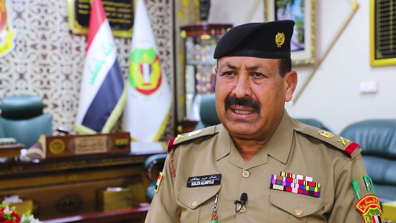 الفلم الوثائقي .. مصنع الإبطال