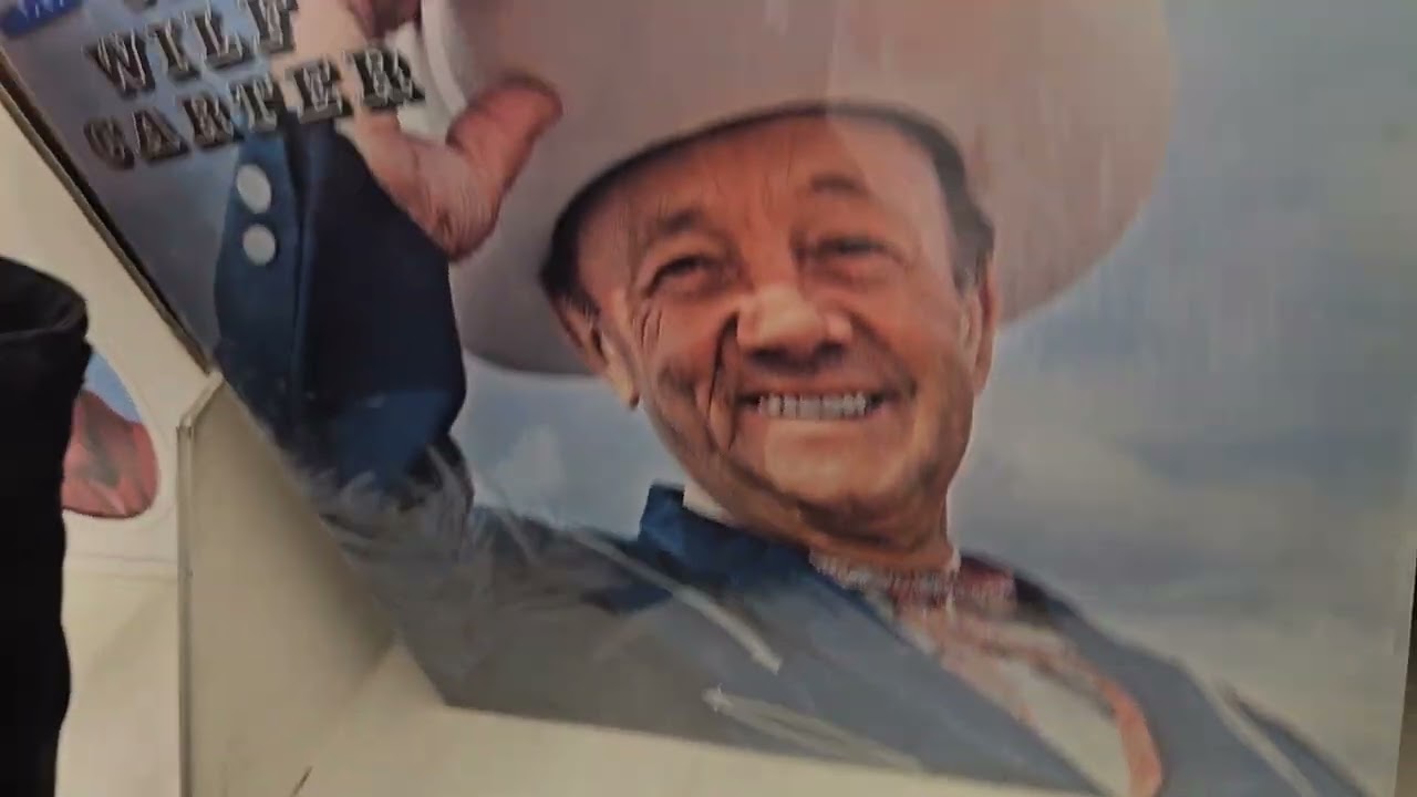 SALVATION Army Thrift Store ( Vinyl Hunting (